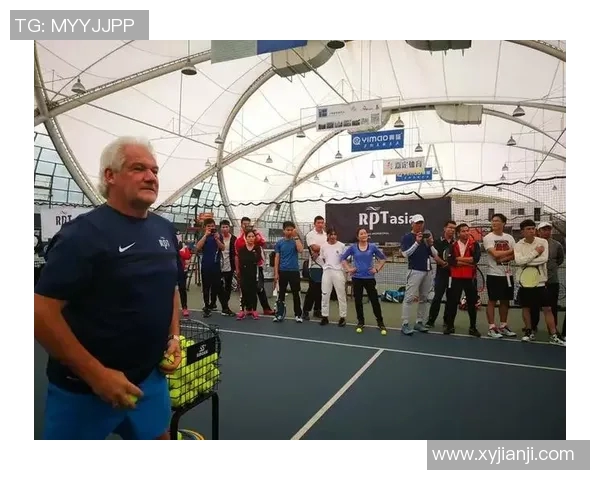 西安网球队的团队协作探秘:如何在赛场上实现默契与胜利 西安网球队的团队协作探秘:如何在赛场上实现默契与胜利